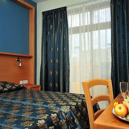 Hotel Alexandra 3*