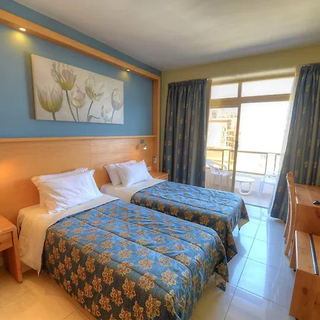 Alexandra Hotel 3*