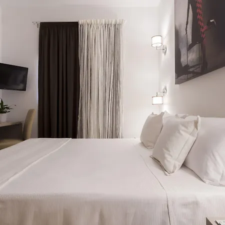 Alexandra Сент Джулианс