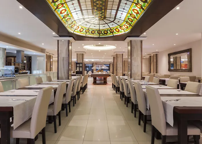 Alexandra San Giuliano